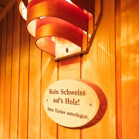 Tannenglück Lodge, Mit Schwimmbad, Sauna Und Kostenloses W Lan Apartment *